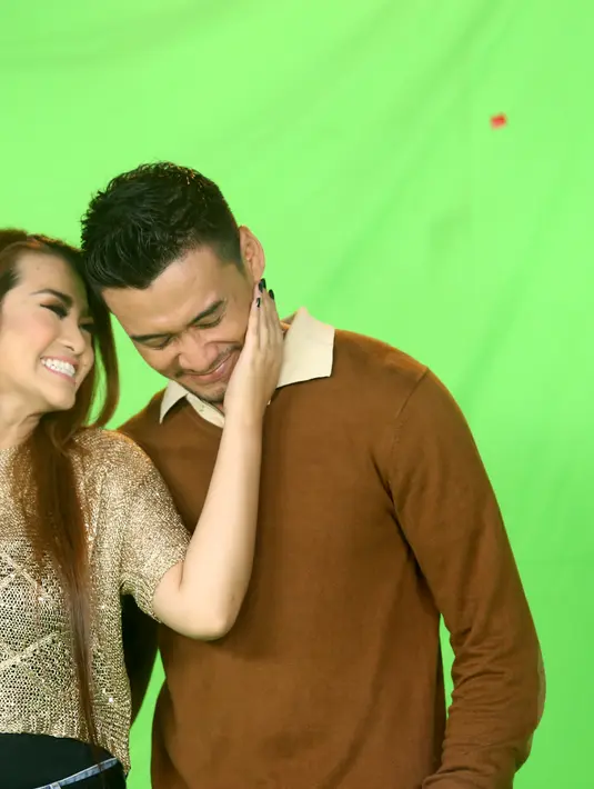 Fitri Carlina membutuhkan proses panjang untuk lagu barunya. Setahun mencari pencipta lagunya demi mengindari pelanggaran. (Andy Masela/Bintang.com)