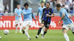 Inter Milan sempat tertinggal lebih dulu akibat gol Daichi Kamada di babak pertama. (Spada/LaPresse via AP)