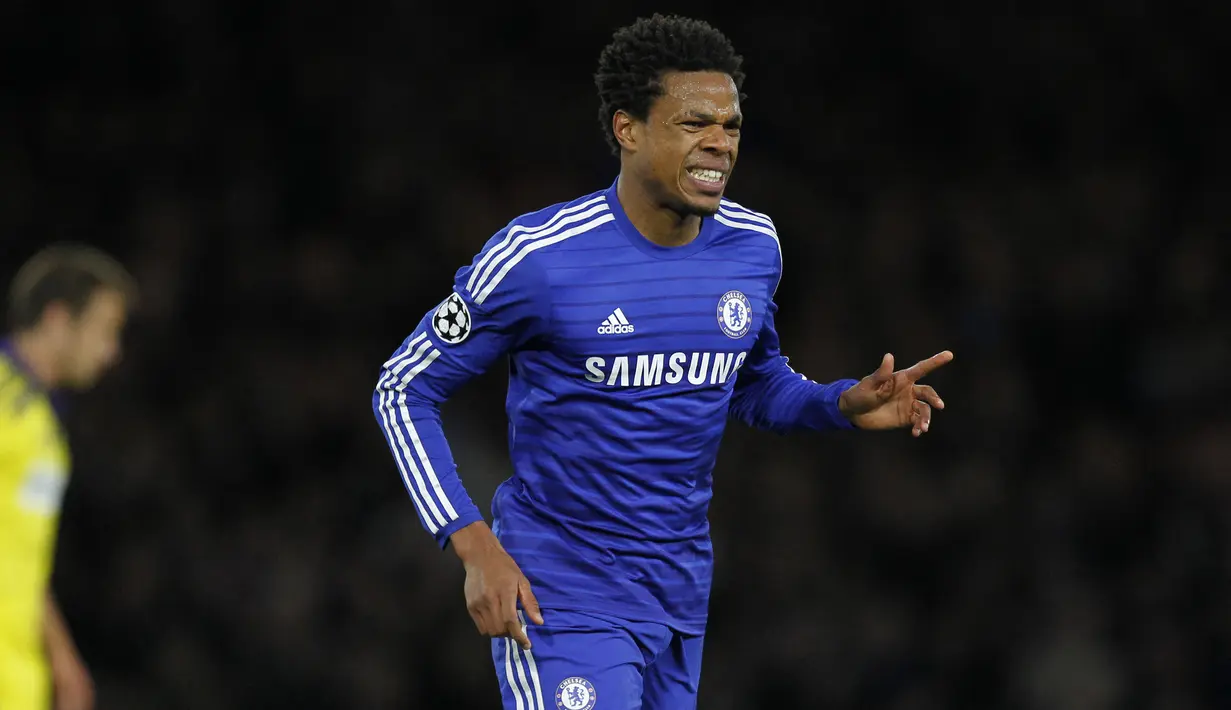 Pada 2012/2013 hingga 2016/2017 ia hijrah ke Premier League Liga Inggris dengan memperkuat 4 klub, Queens Park Rangers, Newcastle United, Chelsea dan Crystal Palace. Bersama keempatnya, ia total tampil 79 laga dengan torehan 28 gol dan 3 assist. (AFP/Ian Kington)