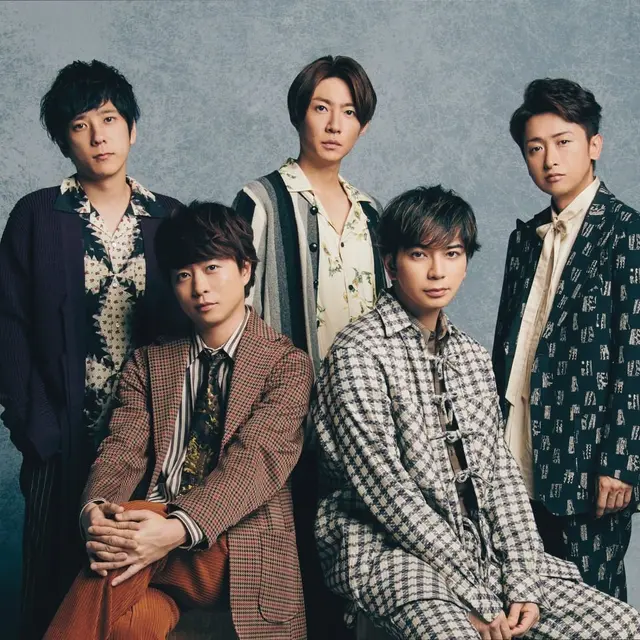 Arashi. (Instagram/ arashi_5_official)