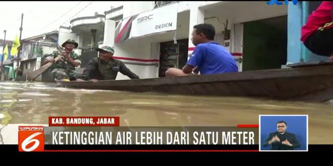 Sungai Citarum Meluap, Banjir 1 Meter Rendam Kampung Bojong Asih Bandung