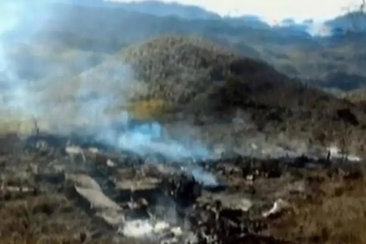 Diduga Tabrak Bukit, Pesawat Hercules TNI AU Jatuh