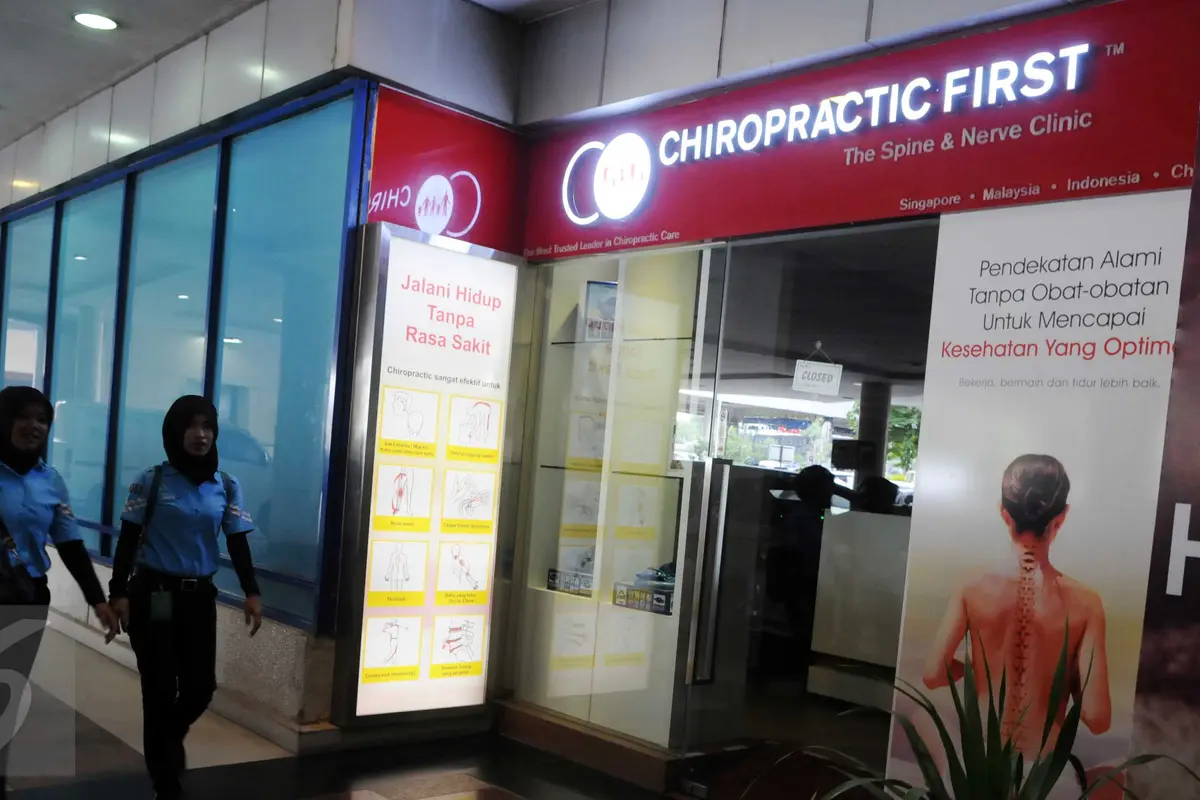 20160107- Klinik Chiropractic First-Jakarta-Helmi Afandi