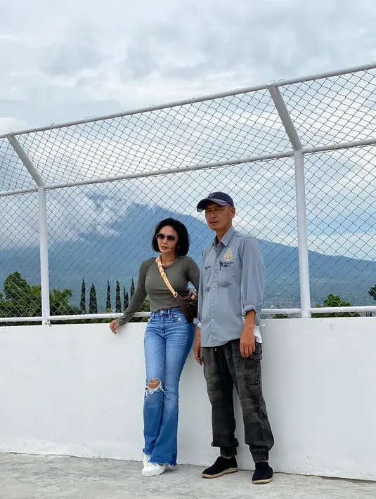 Sekolahan Yuni Shara (Instagram/yunishara36)