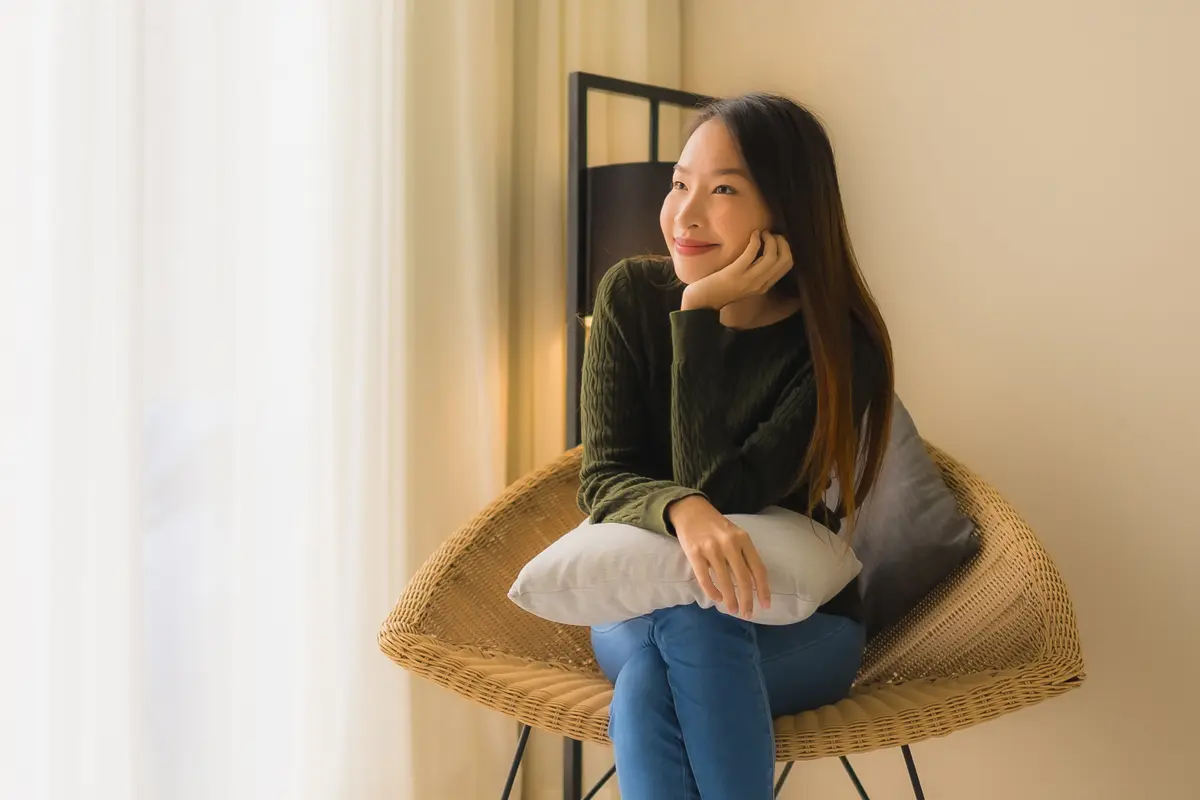 wanita juli menyederhanakan