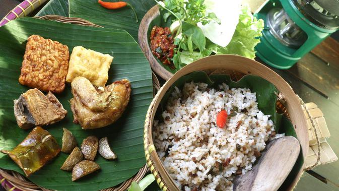 8 Wisata Kuliner Tasikmalaya Legendaris Yang Menggugah Selera Hot Liputan6 Com