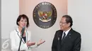 Menko Maritim dan Sumber Daya Rizal Ramli (kanan) dan Wapres Swiss Doris Leuthard memberi keterangan pers seusai melangsungkan pertemuan di Kantor Kemenko Maritim, Jakarta, Rabu (30/3). (Liputan6.com/Angga Yuniar)