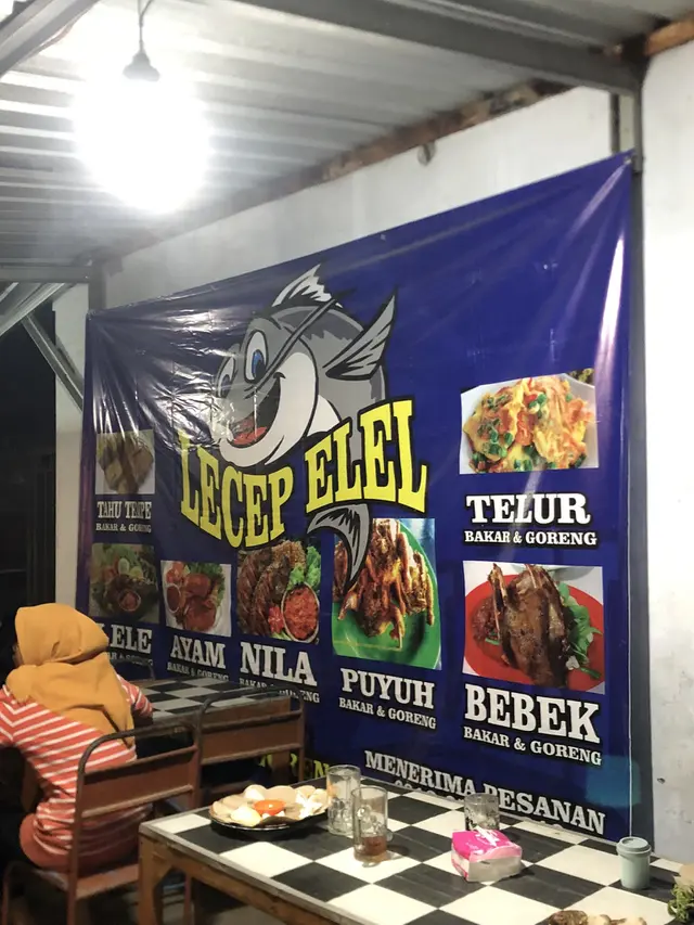 Nama Warung Sok Imut