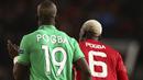 St.-Etienne punya  Florentin Pogba (kiri) sedangkan Manchester United punya Paul Pogba, kedua bersaudara ini harus berhadapan dilapangan demi klub masing-masing pada Liga Eropa di Old Trafford stadium, (16/2/2017). (AP/Dave Thompson)