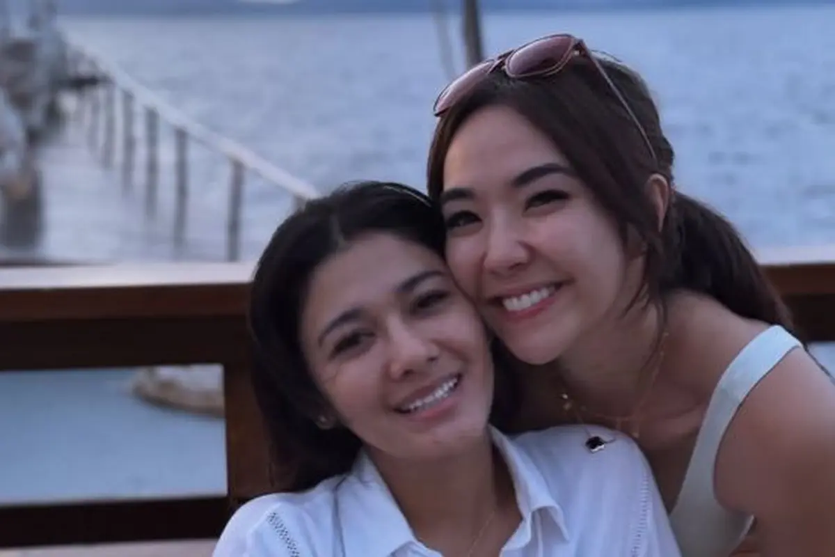 Potret Seru Gisel dan Naysilla Mirdad Liburan (credit: instagram/gisel_la)