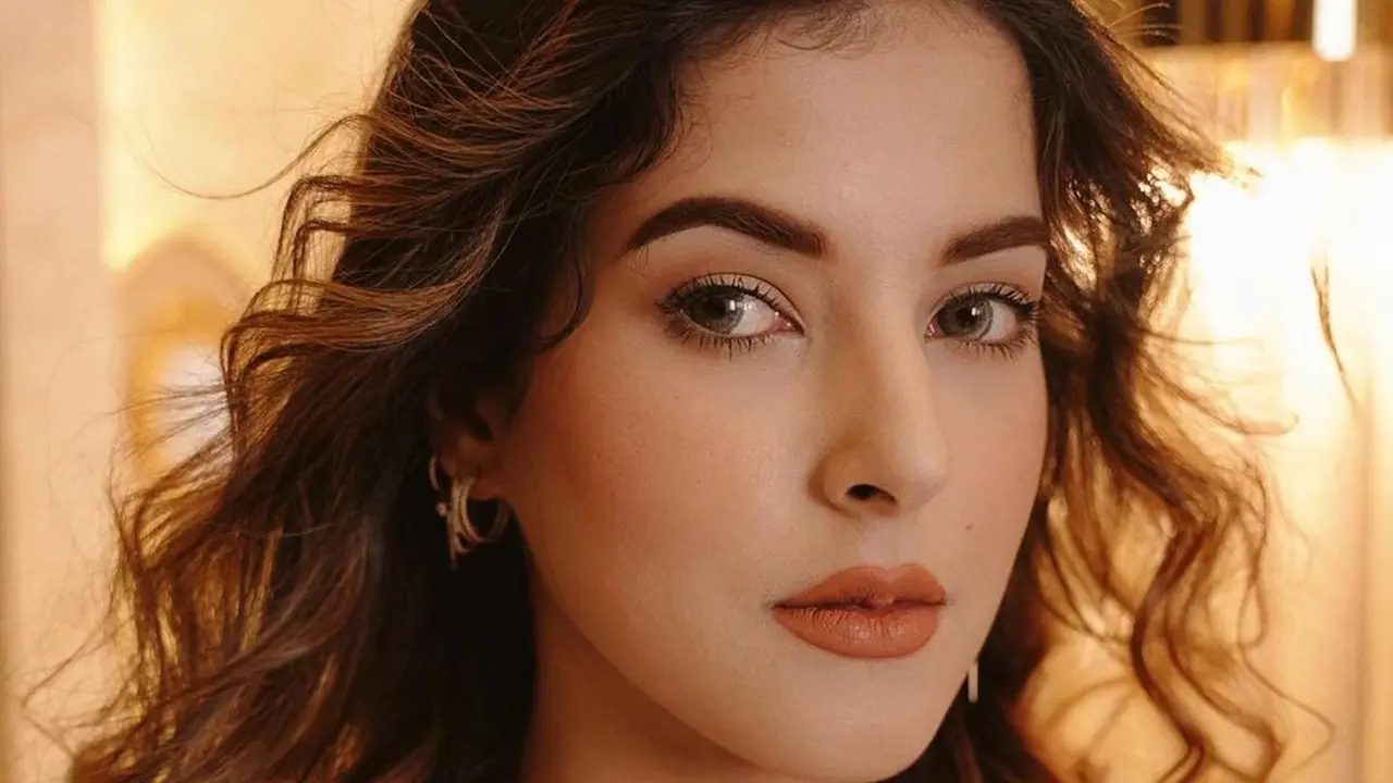 Gaya Makeup Tasya Farasya yang Berhasil Mirip dengan Selebritis Dunia, Terbaru Celine Dion dan Rose Titanic