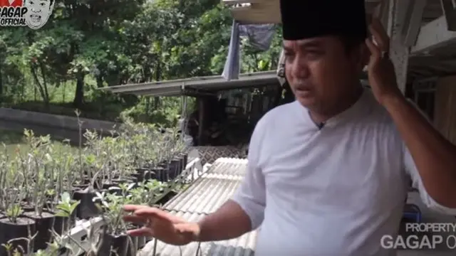Setelah Umumkan Pamit dari OVJ, Ini 6 Potret Terkini Kegiatan Azis Gagap