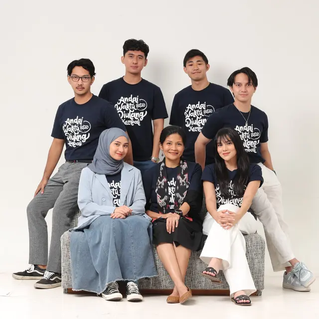 Para bintang film Andai Waktu Bisa Diulang Kembali. (Foto: Dok. FMM Studios)