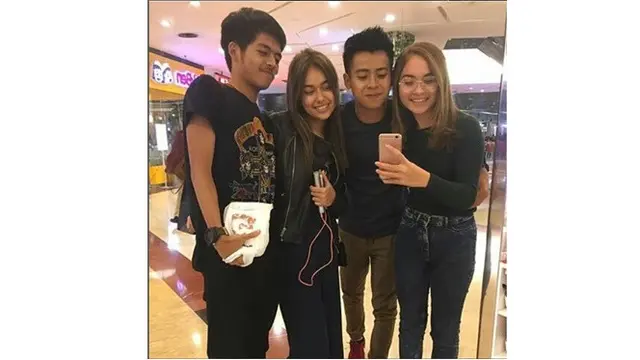 6 Potret Kebersamaan Rebecca Klopper dan Rizky Pahlevi saat Masih Pacaran