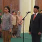 Sekretaris Jenderal DPR RI Indra Iskandar melantik dua Pejabat Pimpinan Tinggi Madya di lingkungan Sekretariat Jenderal DPR RI, yaitu Suprihartin dan Nana Sudjana, pada Rabu (5/4)/Istimewa.