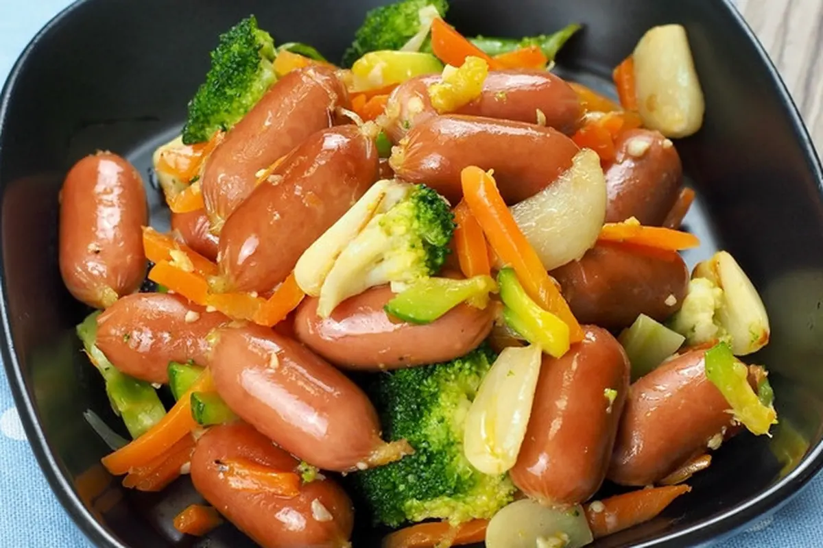 tumis sosis