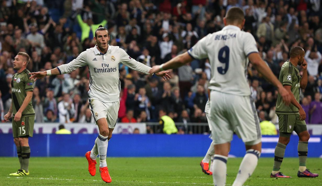 Selebrasi Gareth Bale usai mencetak gol ke gawang Legia Warszawa pada laga grup F Liga Champions di Santiago Bernabeu stadium, Madrid, Rabu (19/10/2016) dini hari WIB. (REUTERS/Sergio Perez)