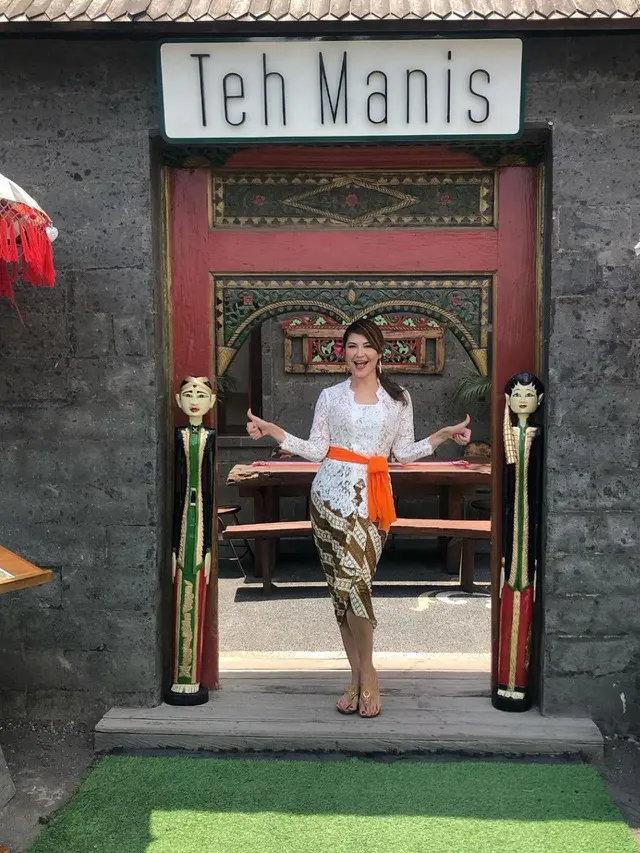 Potret Warung Makan Tamara Bleszynski yang Kembali Buka