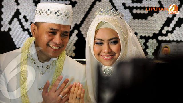 Oki Setiana Dewi Tak Dilarang Suami Jadi Artis Showbiz Liputan6 Com