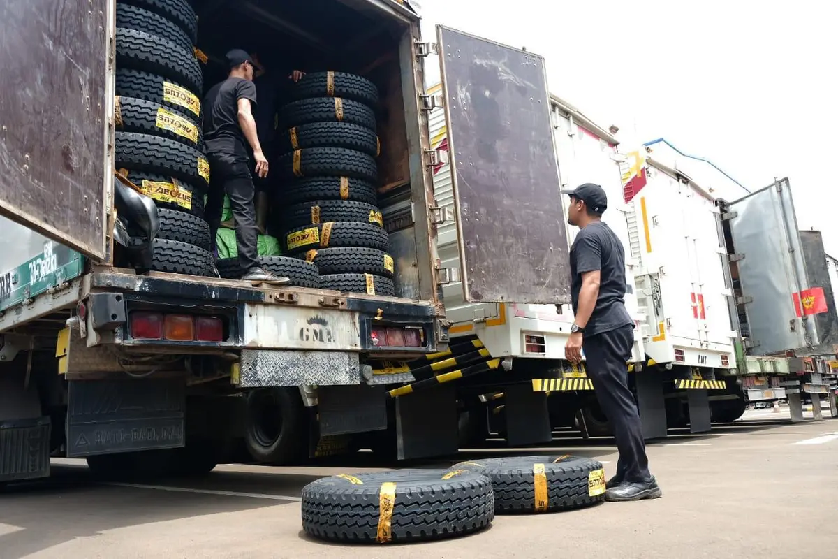 Bea Cukai dan Polri Gagalkan Penyelundupan 29,5 Kg Sabu dan 23 Ribu Pil Ekstasi di Dumai