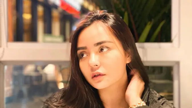 5 Potret Cantik Gita Sinaga Aktris Kisah Nyata Indosiar Yang Selalu Tampil Awet Muda Dengan Riasan Sederhana News Entertainment Fimela Com