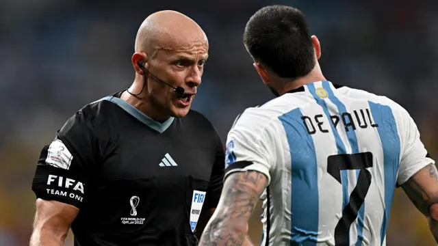 Foto: Jadi Wasit di Partai Final, Szymon Marciniak Pernah Hadapi Prancis dan Argentina di Piala Dunia 2022