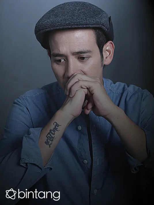 Disyukuri oleh Tarra Budiman ia tidak sepi job setelah memutuskan untuk mandiri, justru ia kebanjiran tawaran yang justru membuatnya pusing sendiri. Tarra memang selalu melihat konten dan program, tak mau asal terima tawaran. (Nurwahyunan/Bintang.com) 