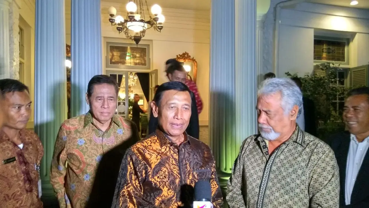 Pertemuan Menko Polhukam Wiranto dengan Menteri Perencanaan Investasi Strategis Timor Leste, Xanana Gusmao