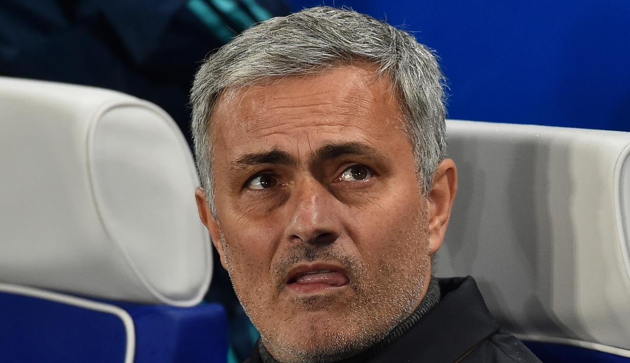 Mourinho juga sudah secara terbuka menyatakan belum mau melatih di level tim nasional, Apalagi Timnas Indonesia yang tidak memiliki prestasi dunia dan saat ini juga sedang terkena sanksi dari FIFA (BEN STANSALL / AFP)