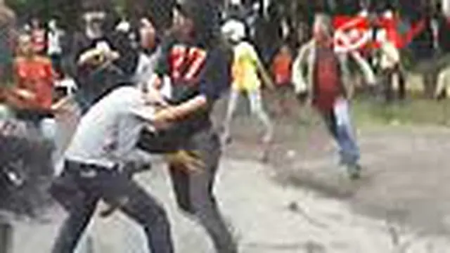 Dituduh Penyusup, Mahasiswa Dipukuli