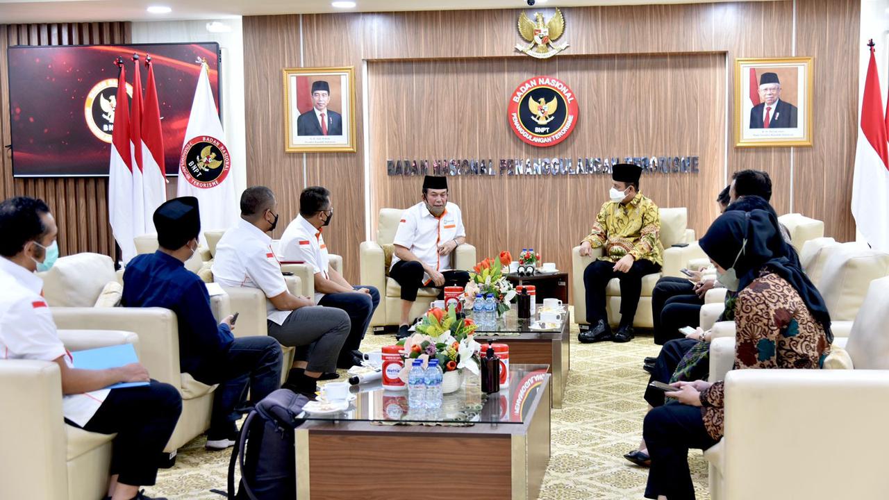 Kepala Badan Nasional Penaggulangan Terorisme (BNPT), Komjen Boy Rafli Amar menerima audiensi Forum Persaudaraan Hijrah (FPH) Wasathiyah di Kantor BNPT, Jakarta pada Selasa (1/3/2022).