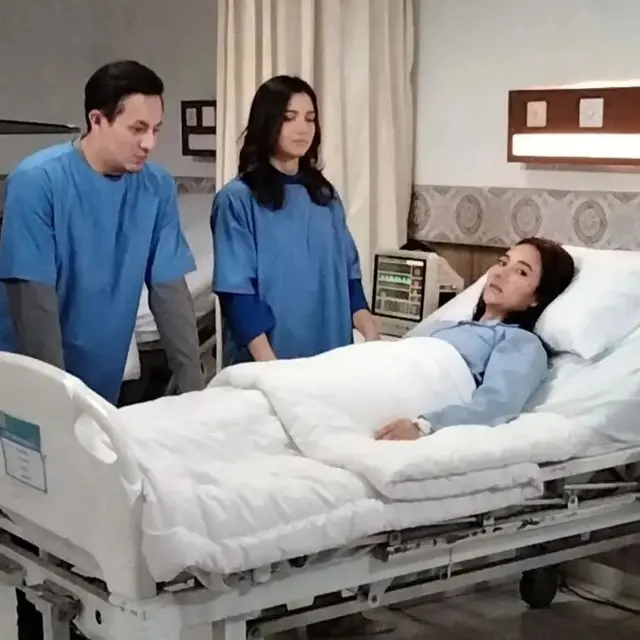 6 Potret Kebersamaan Dylan Carr dan Naomi Zaskia, Dikabarkan Cinlok di Dewi Rindu