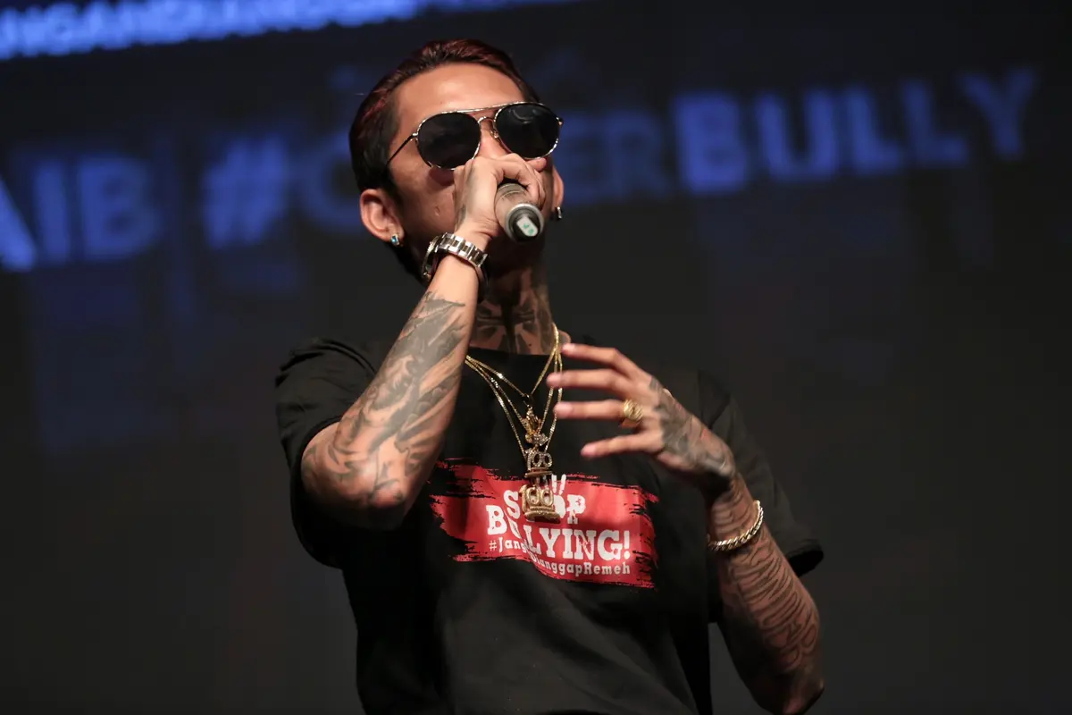 [Bintang] Young Lex