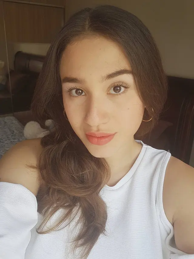 6 Potret Terbaru Agesh Palmer, Mantan Istri Kevin Kambey 'Anak Langit'