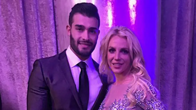 [Bintang] Britney Spears dan Sam Asghari