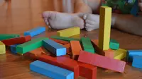 Anak-anak yang menyukai gaya belajar visual, auditori, dan kinestetik sangat pas diperkenalkan dengan metode ini. Beberapa sekolah pun banyak yang mengadopsi pendekatan ini di preschool atau taman bermain kanak-kanak.