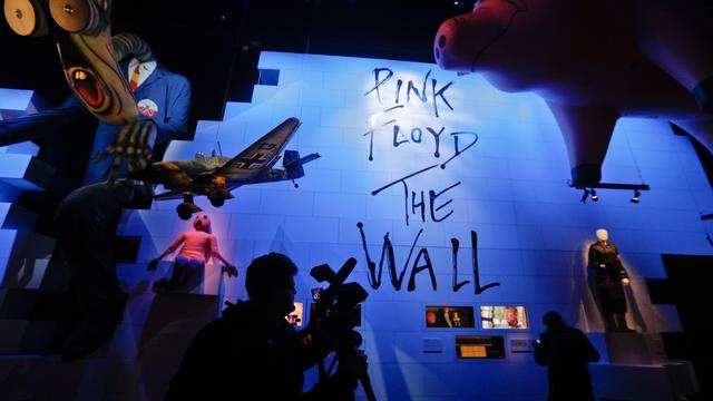 Melihat Isi Pameran Pink Floyd di Roma