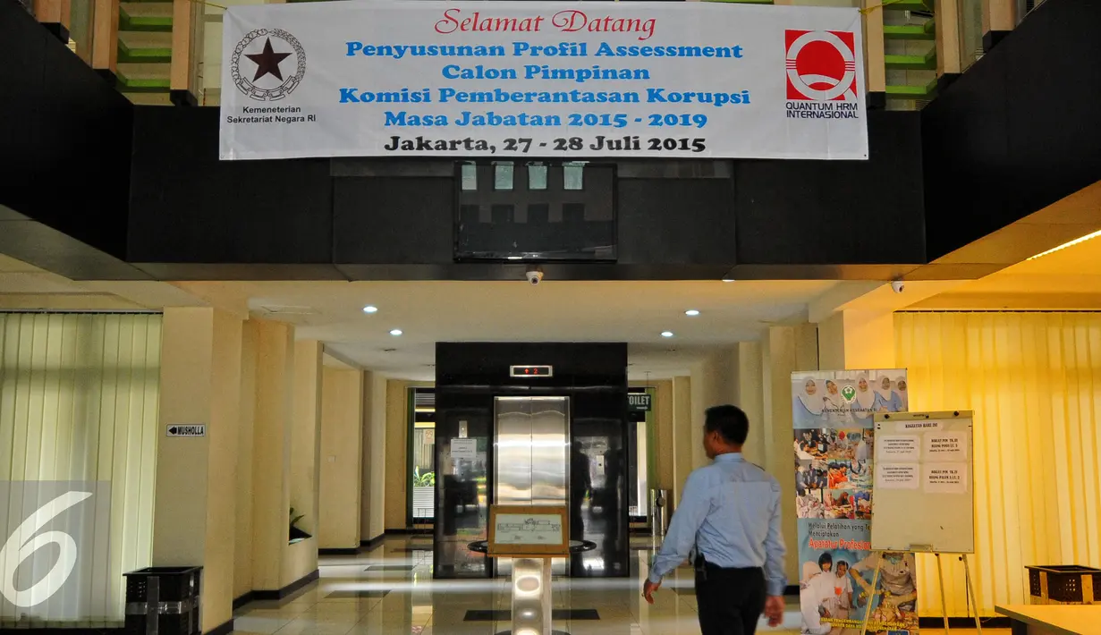 Seleksi tahap III calon pimpinan KPK meliputi uji kecerdasan, potensi kerja, penilaian kepribadian dan integritas tersebut diikuti sebanyak 48 orang, Jakarta, Senin (27/7/2015). (Liputan6.com/Yoppy Renato)