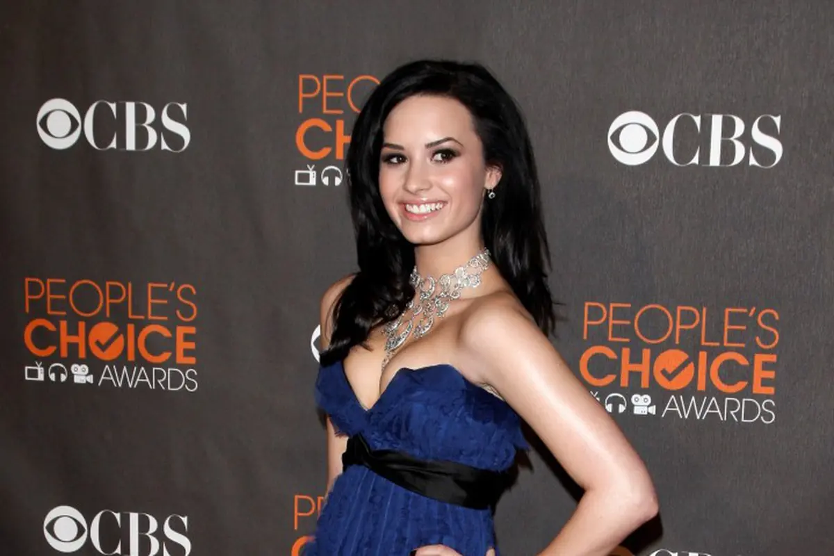 [Bintang] Demi Lovato
