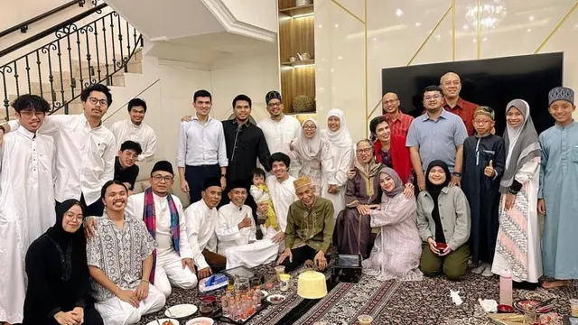 6 Potret Atta dan Thariq Buka Bareng Keluarga Besar, 4 Tahun Tak Bersama Gen Halilintar