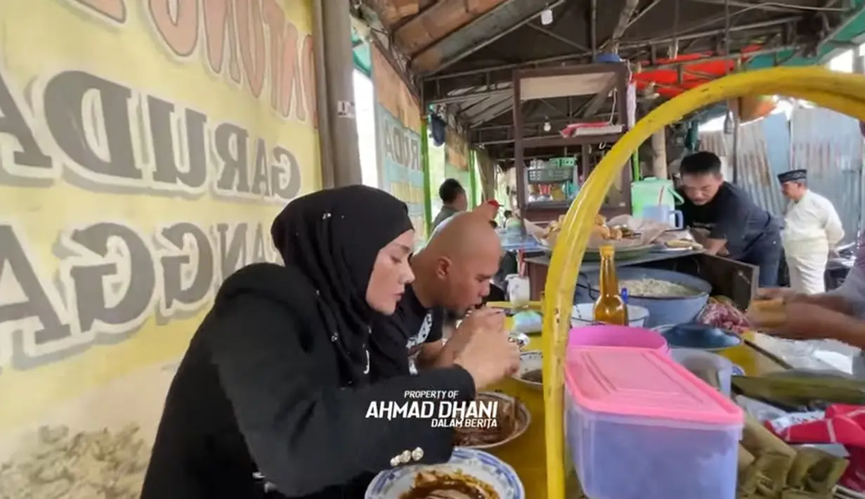 <p>[Youtube/AHMAD DHANI DALAM BERITA]</p>