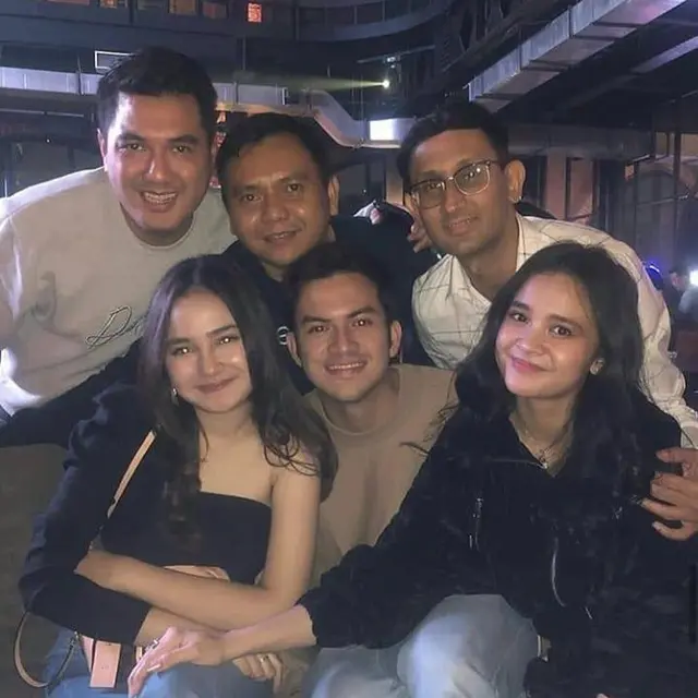 6 Potret Kebersamaan Syifa Hadju dan Michelle Ziudith, Kompak dan Hangat