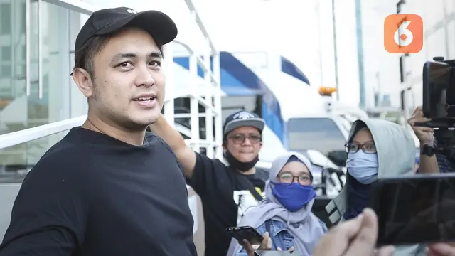 [Fimela] Gilang Dirga