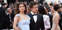 Barbara Palvin dan Dylan Sprouse (Valery HACHE / AFP)