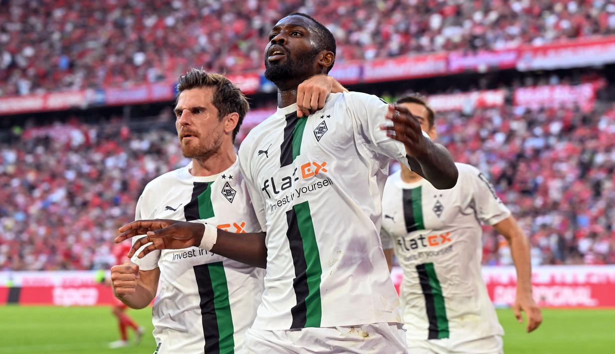 Marcus Thuram merupakan pemain dari klub Bundesliga, Borussia Monchengladbach. Ia berhasil mencetak 13 gol dan 4 assist dari 17 pertandingan di semua kompetisi pada musim ini. Pemain Timnas Prancis itu memiliki kontrak hingga 2023. Arsenal memiliki kans untuk mendatangkan Marcus Thuram pada bursa Januri tahun ini. (AFP/Kerstin Joensson)