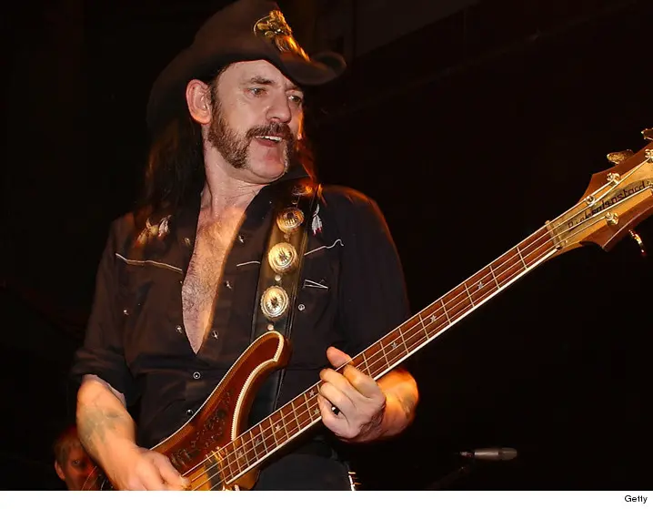 Vokalis sekaligus bassis Motorhead, Lemmy Kilmister meninggal dunia di usia 70 tahun.