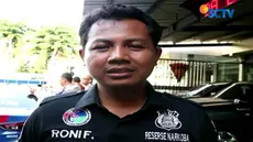 menurut AKBP Roni Faisal ia nekat mengevakuasi bocah kecil ini karena rasa kemanusiaannya terpanggil.