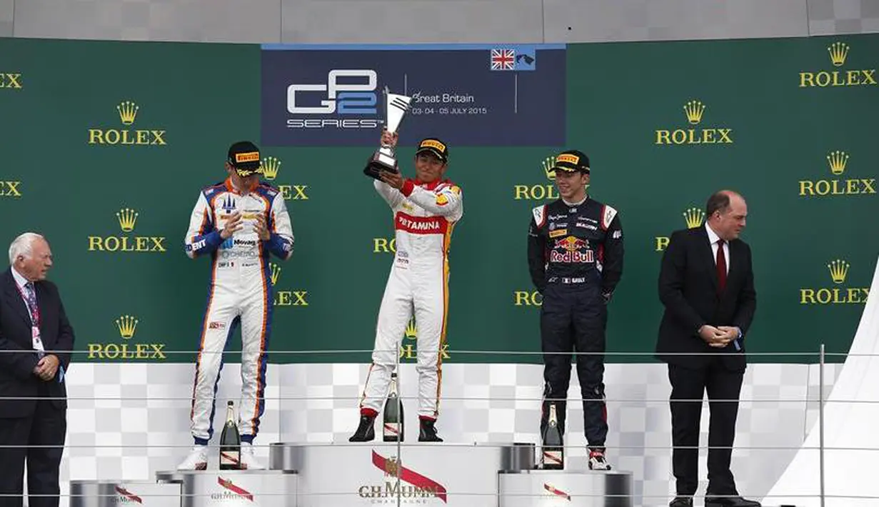 Rio Haryanto di podium pemenang. (GP2 Media Service)