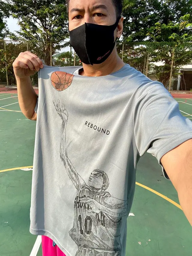 7 Potret Terbaru Pandji Pragiwaksono, Turun 15 Kg Jalani Diet Plant Based
