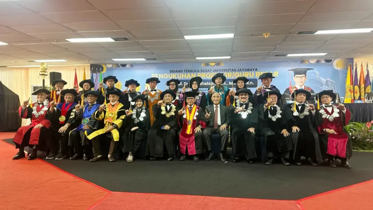 Dikukuhkan sebagai Guru Besar, Prof. Yuhelson Dinilai Jembatani Akademik dan Praktik Hukum (merdeka.com)